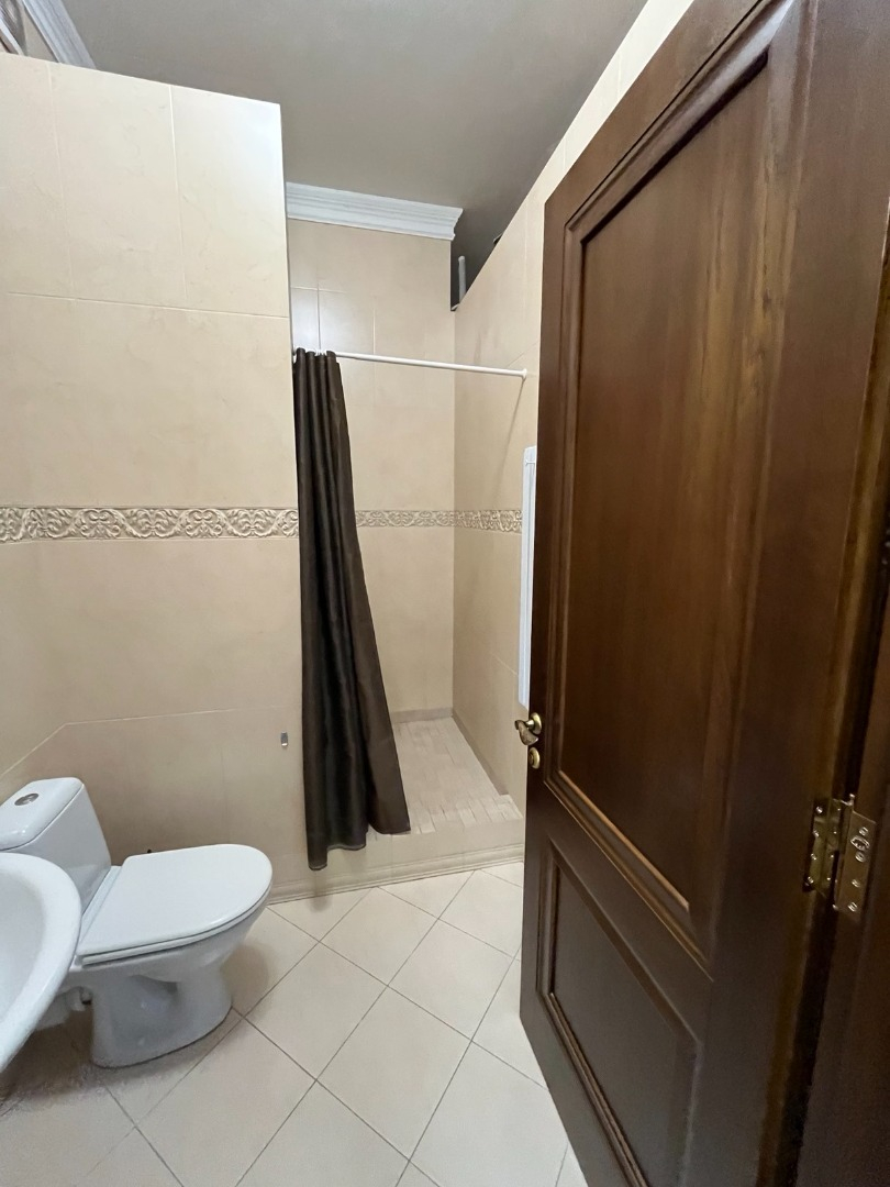 продажа трехкомнатной квартиры номер A-173224 в Приморском районе, фото номер 16